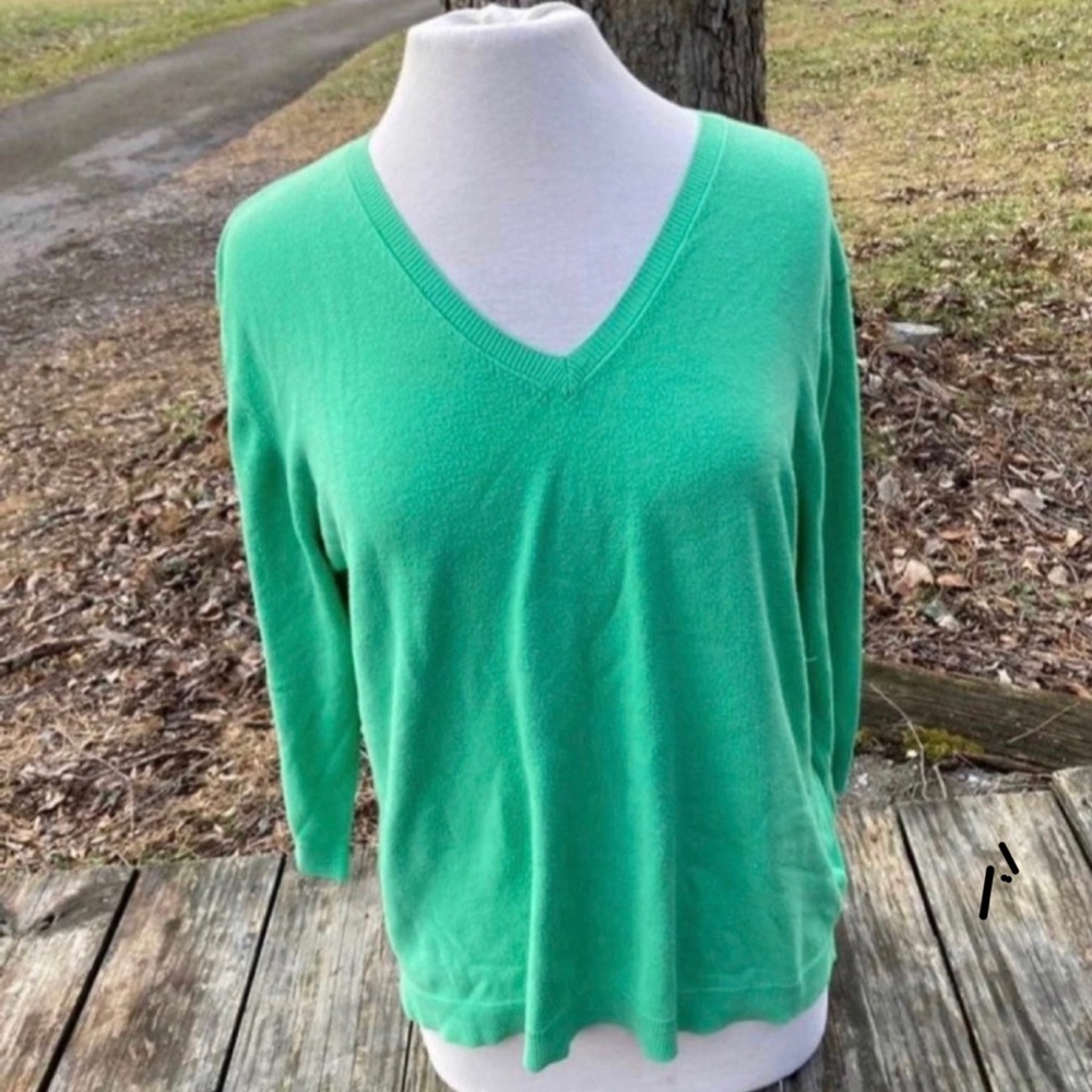 525 AMERICA GREEN VNECK SWEATER WOMENS XXL